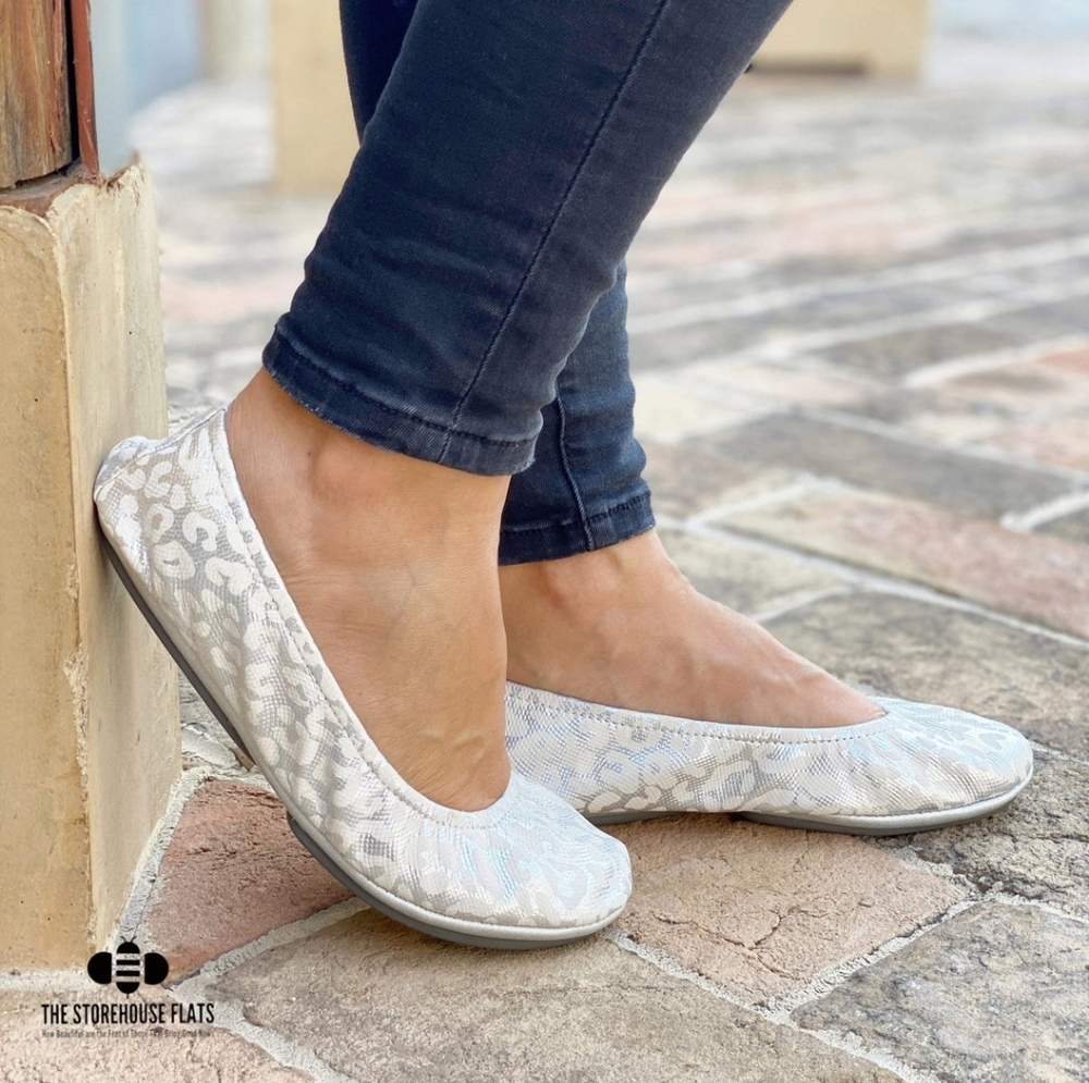 Storehouse Flats Silver Snow Leopard *Brand New*